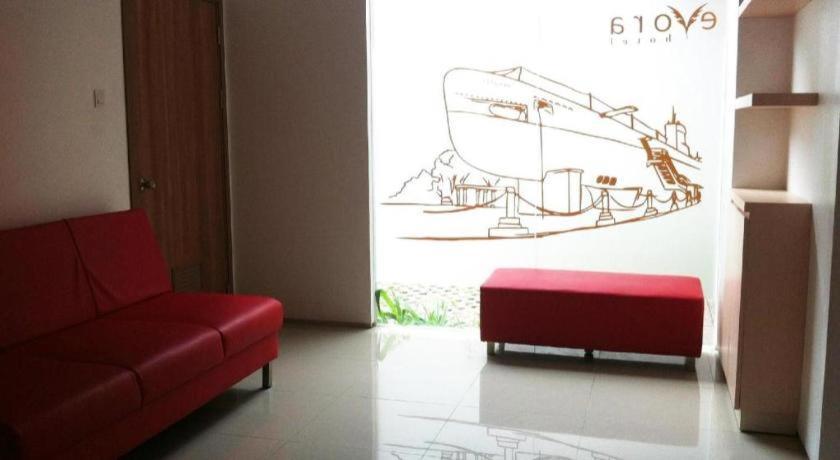Evora 3* Surabaya